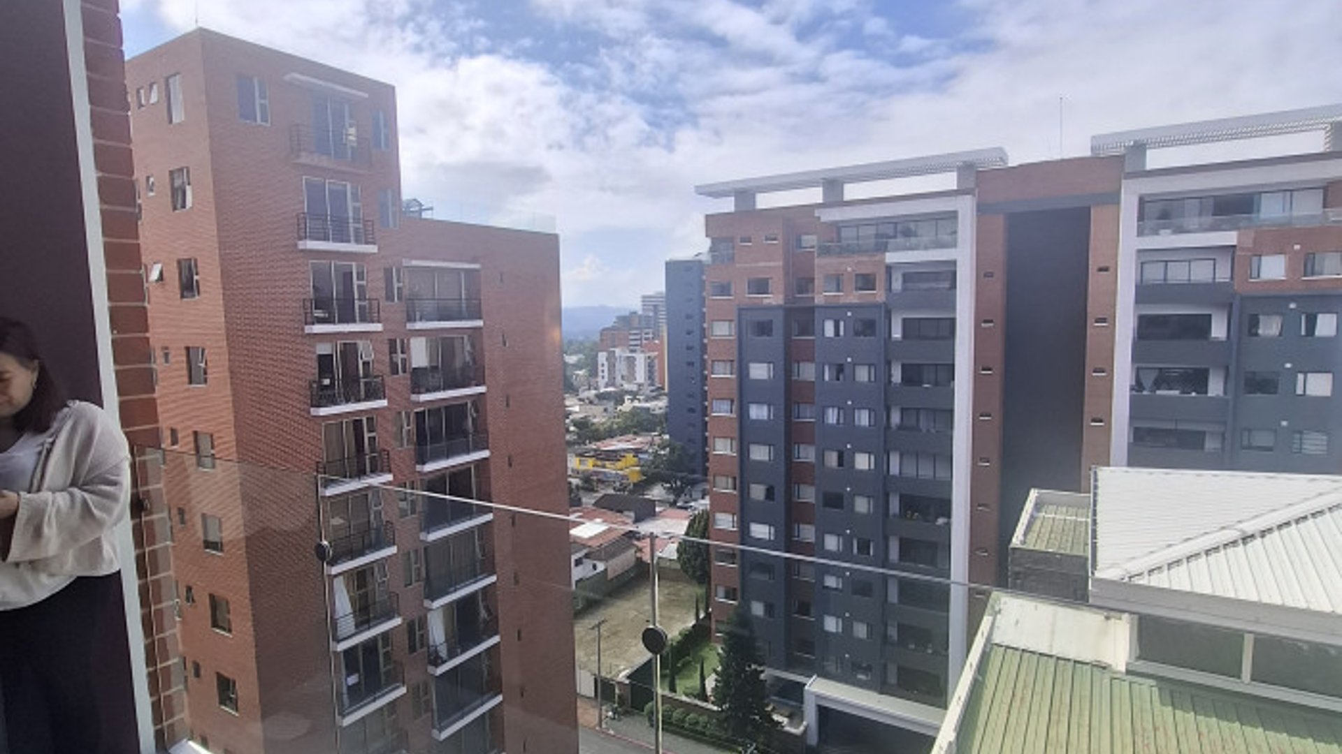 Clinica en Renta edificio Medico en zona 14 - Miniatura 13