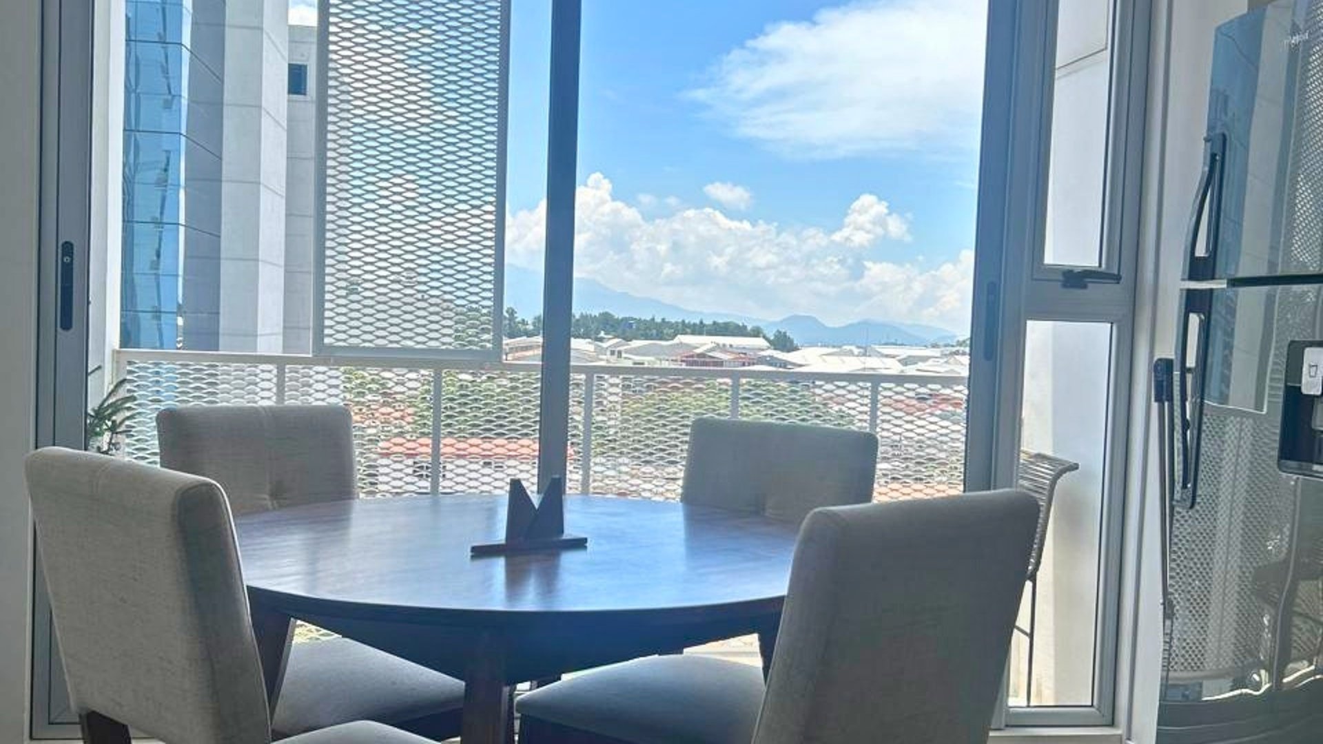 APARTAMENTO ESTUDIO EN VENTA EQUIPADO 1 HABITACIÓN, NARAMA ZONA 13 - Miniatura 4