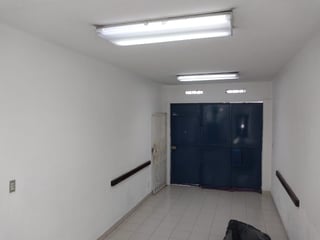 Casa ideal para Clinicas en Zona 10 - 2
