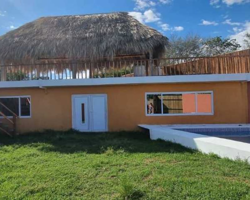 Vendo casa en Monterrico