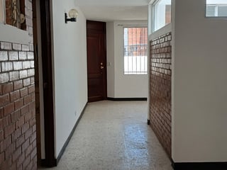 12 Avenida, Casa en Renta en la 12 Avenida de la Zona 10 - 3