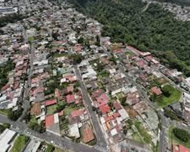 Propiedad con Gran Potencial Comercial – San Cristóbal
