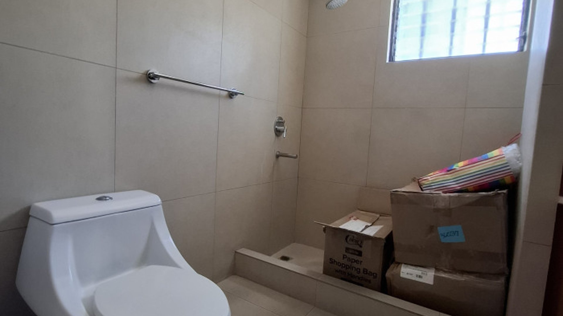 Local Comercial en Renta en Plaza Comercial en zona 14 - Miniatura 5