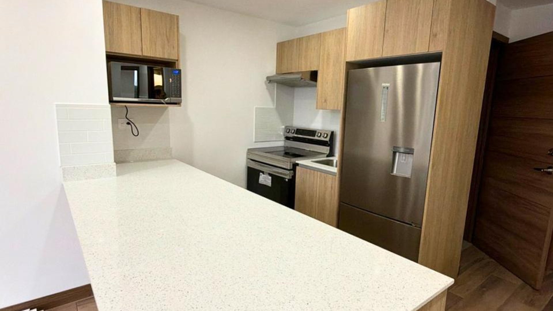 Apartamento en Edificio Prive zona 15 - 2 habitaciones Ref-5969 - Image 1