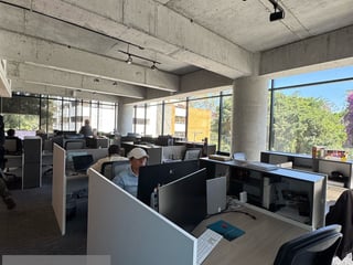 Oficina en VENTA  – Burgo, Zona 14 - 4