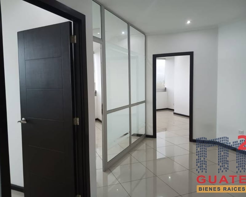 Oficina en Renta, Zona 10 (R9617)