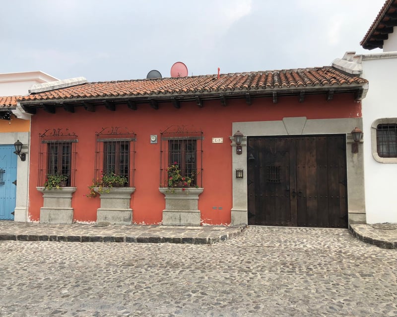 CASA EN RENTA EN ANTIGUA GUATEMALA,  HACIENDA DEL COMENDADOR