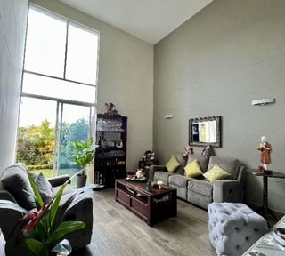 Casa en Venta condominio zona 16