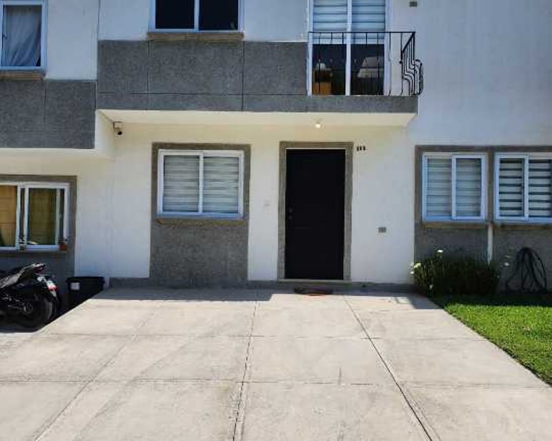 Vendo casa en Celajes de Navarra, San José Pinula
