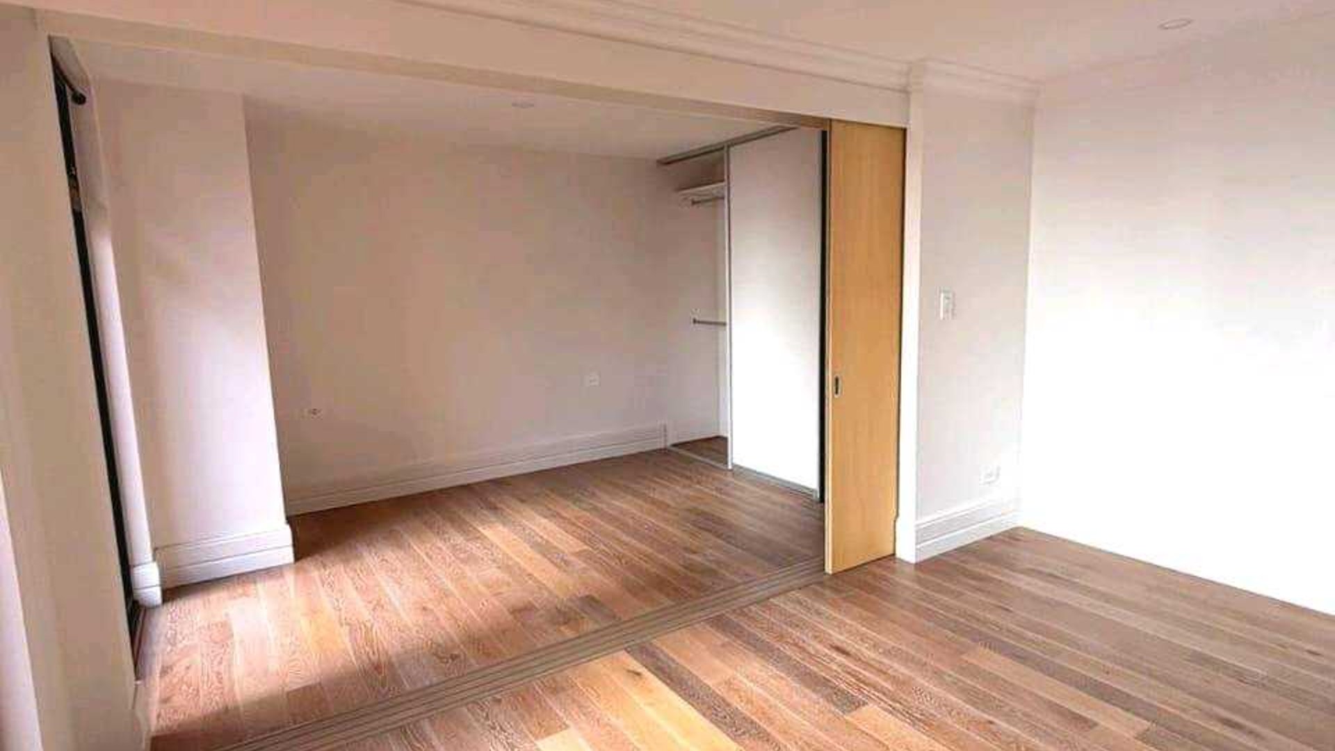 APARTAMENTO EN ALQUILER O VENTA????Edificio Céntrico, Zona 5 - Miniatura 4