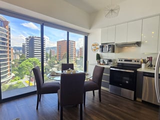 Apartamento Amueblado Renta o venta Casa Clara Zona 10 - 4