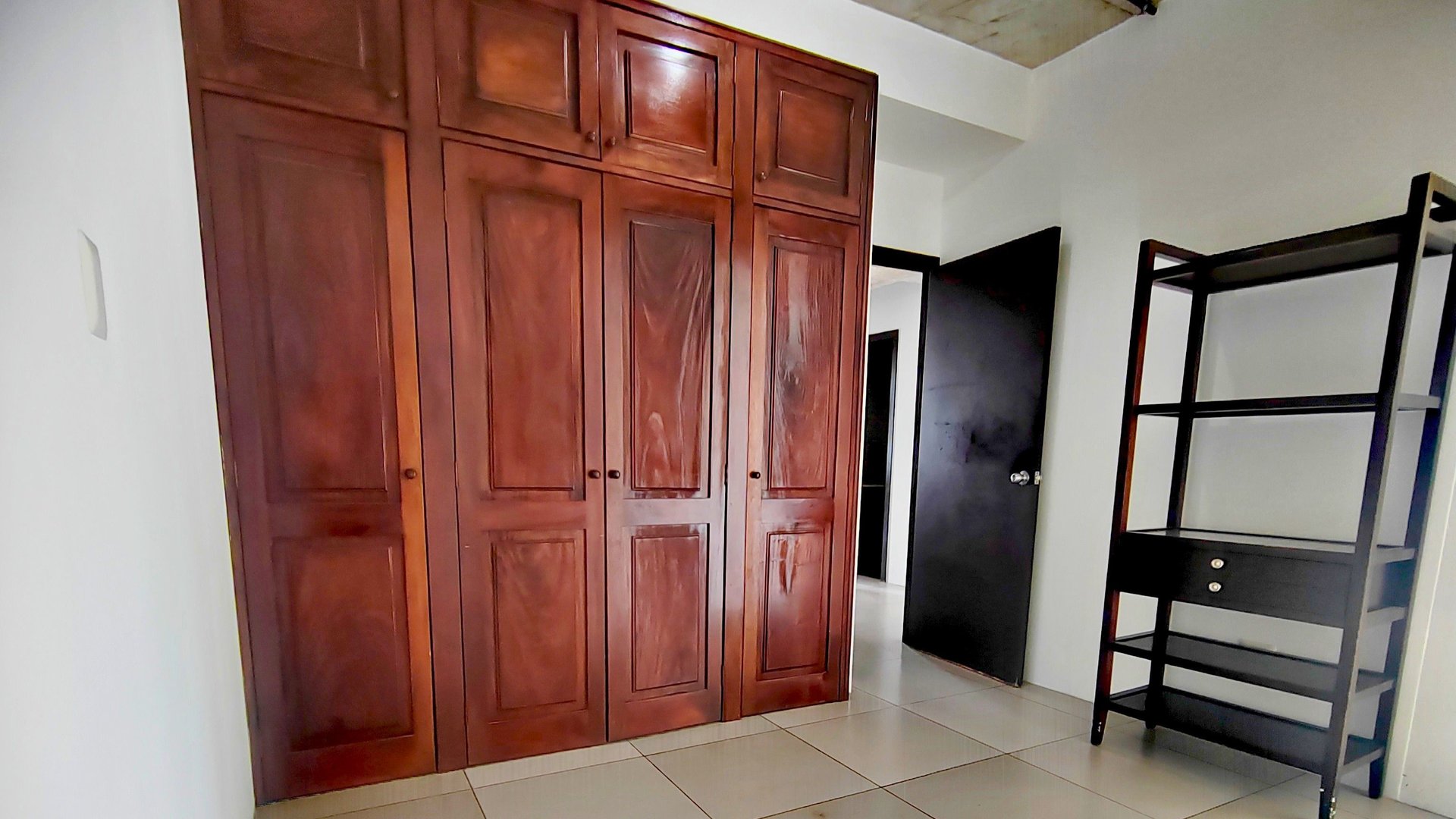 APARTAMENTO EDIF. RUE 3, ZONA 4 - Miniatura 6