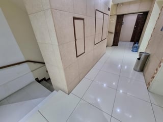 Oficina en Renta en Zona 10 Reforma-Montufar 9mts² - Image 8