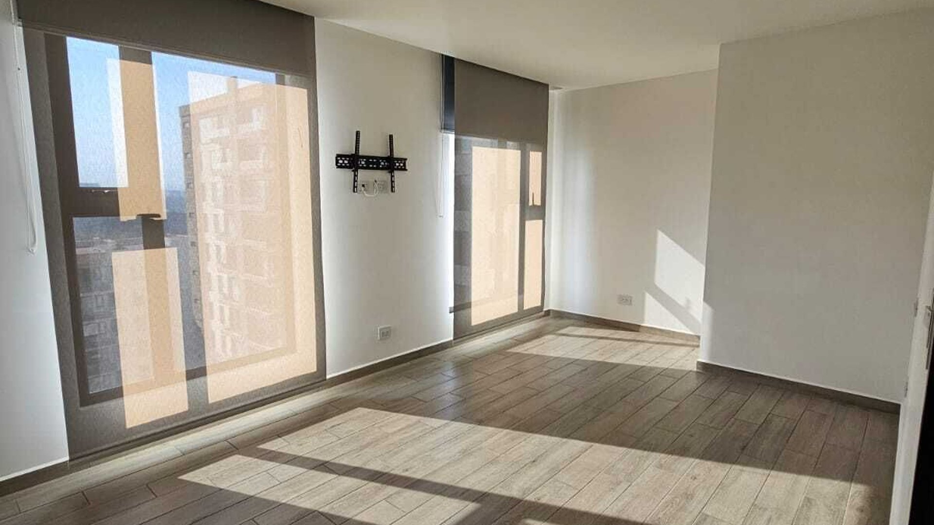Apartamento en Venta Edificio Parque 15, zona 15 - Miniatura 4
