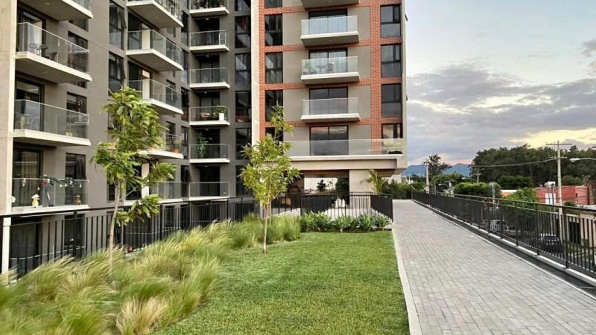 Apartamento en Renta en Zona 11 - Vidalta Mariscal Ref-6047 - Miniatura 4