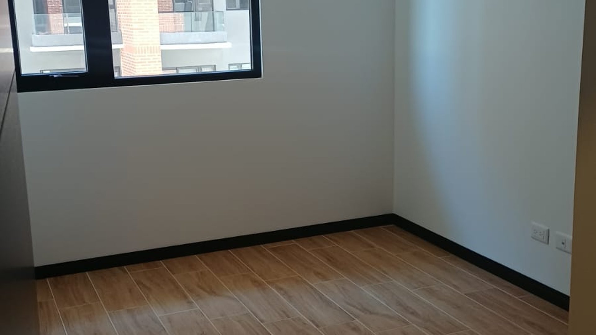 Apartamento en Renta zona 13 / Essenza - Miniatura 3