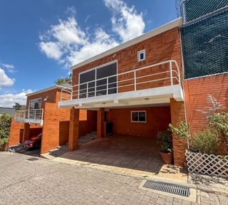 CASA EN VENTA O RENTA | LA EXPLANADA CAYALÁ, ZONA 16