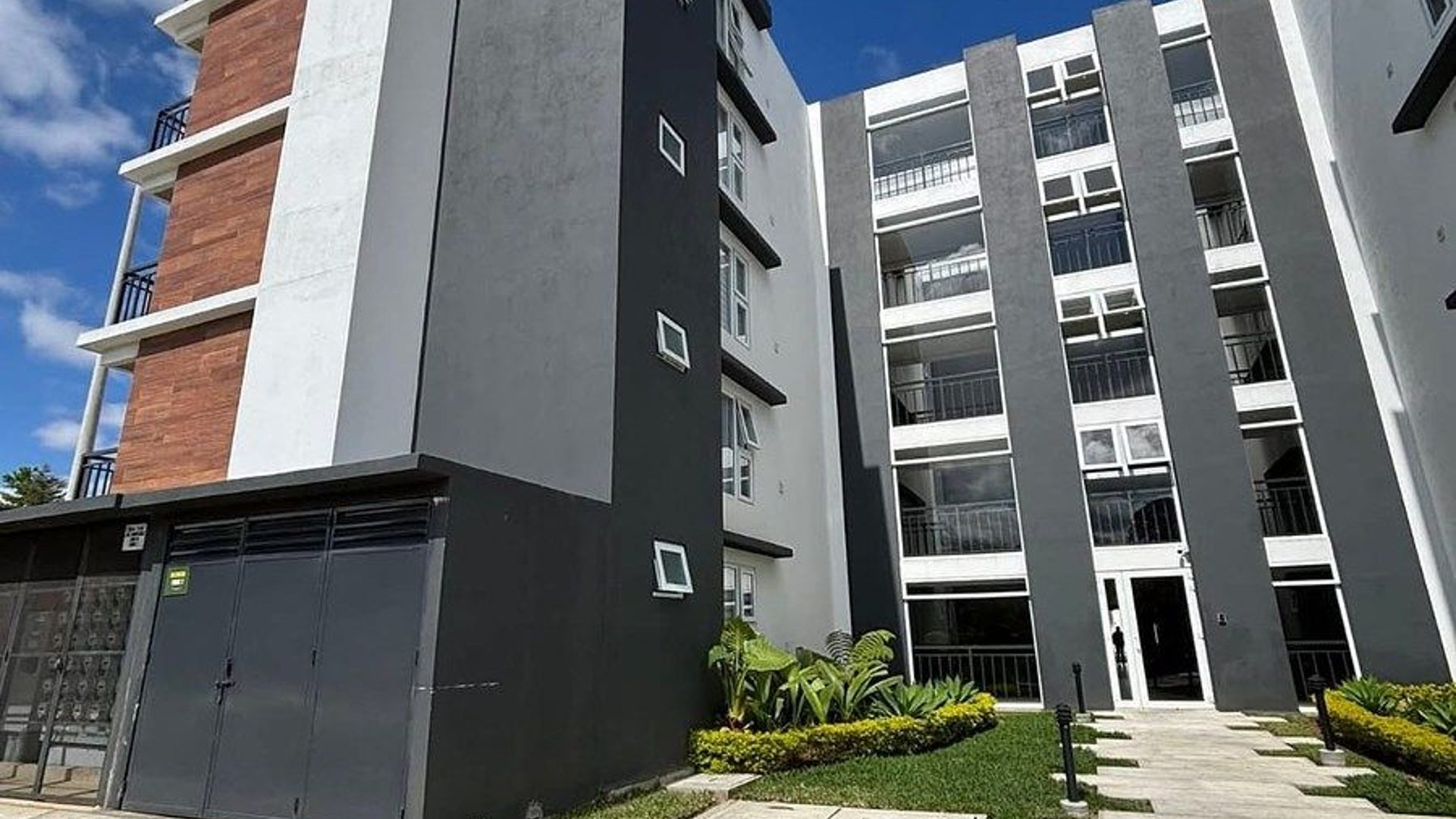 Apartamento en Renta - Senderos Zona 16 - Miniatura 10