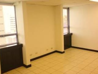 Oficina en Venta/Renta Centro Empresarial Zona 10 - 5