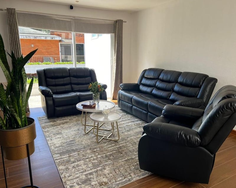 Casa recién remodelada en Venta km 16.5, CES