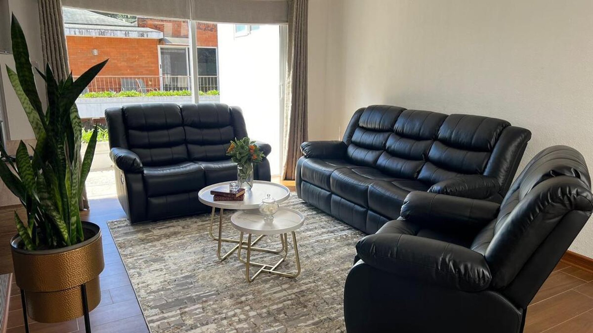 Casa recién remodelada en Venta km 16.5 , CES
