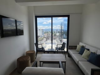 Vendo apartamento en Edificio MERAKI zona 10 por columpio de VH  - 4