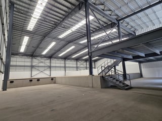 EN VENTA o RENTA Ofibodegas en Costruccion Amatitlan - 4