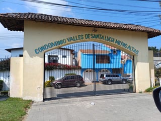 Casa en Venta en Santa Lucia Milpas Altas - 3