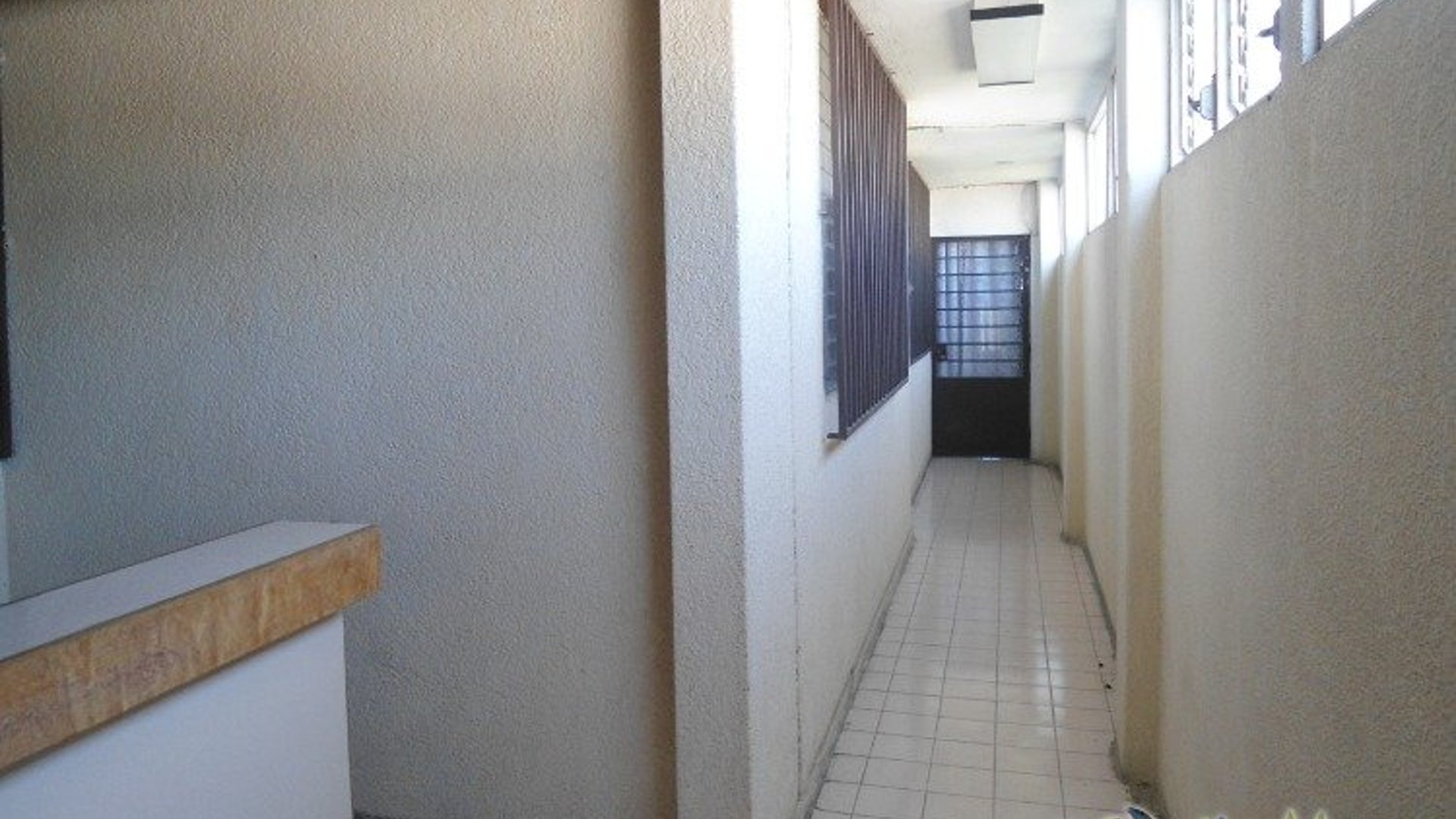 Alquiler o venta edificio comercial en zona 2 Guatemala - Miniatura 14