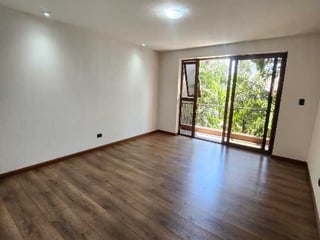 Alquilo Apartamento en zona 16,  la Montaña - Image 1