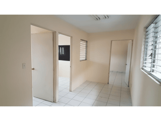 Bodega en Venta con Renta Vigente en Calzada roosvelt  | Inversión - 2