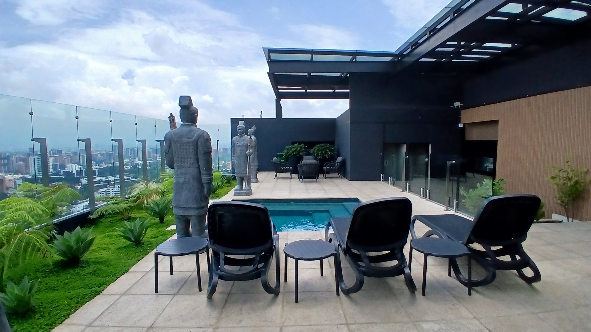 Apartamento de Lujo Zona 15 - Venta Guatemala - Miniatura 3