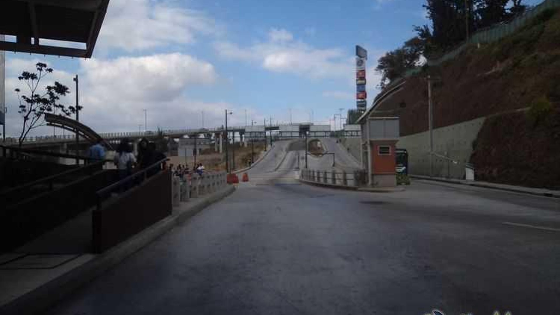 LOCAL EN ALQUILER CARRETERA AL ATLÁNTICO - Miniatura 4
