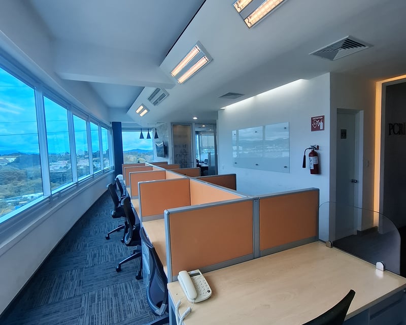 Oficina en venta Plaza Portal del Bosque Guatemala