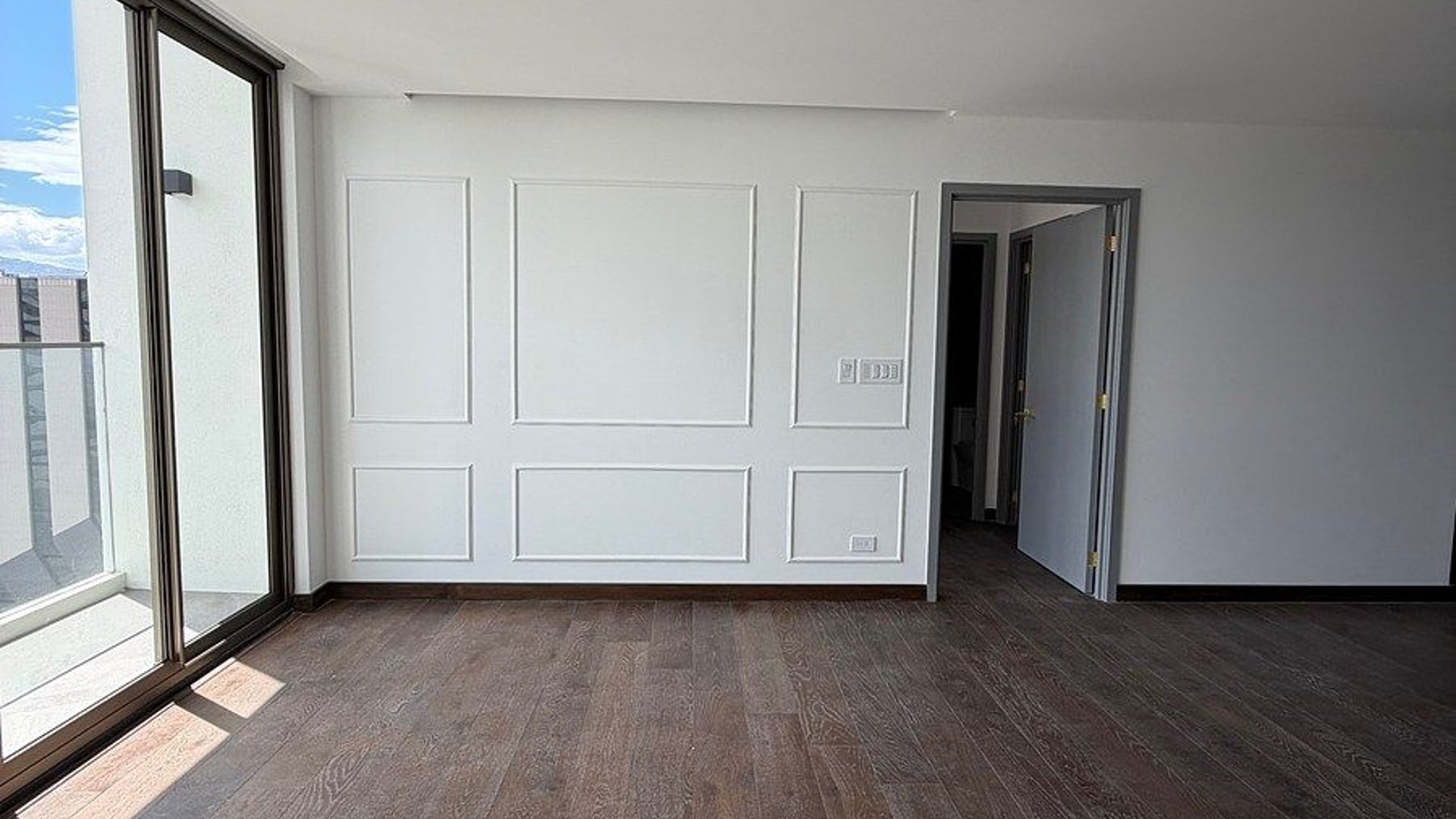 Apartamento en Venta en Edificio Atarah – Zona 10 | 3 Habitaciones