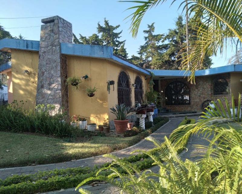 Hermosa y amplia casa de un nivel en San Cristóbal
