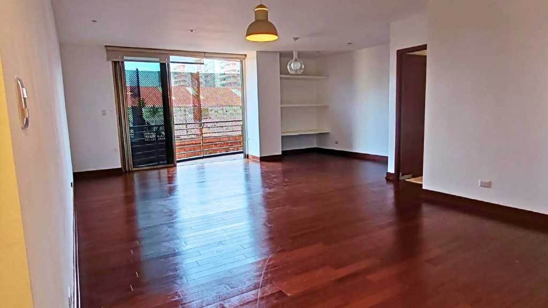 APARTAMENTO EN VENTA – BENEVENTO, ZONA 14 - Miniatura 2