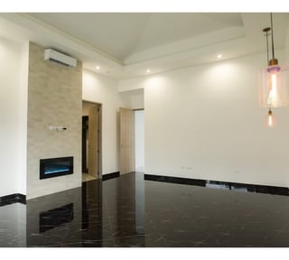 LA FONTANA / CASA EN VENTA , CES