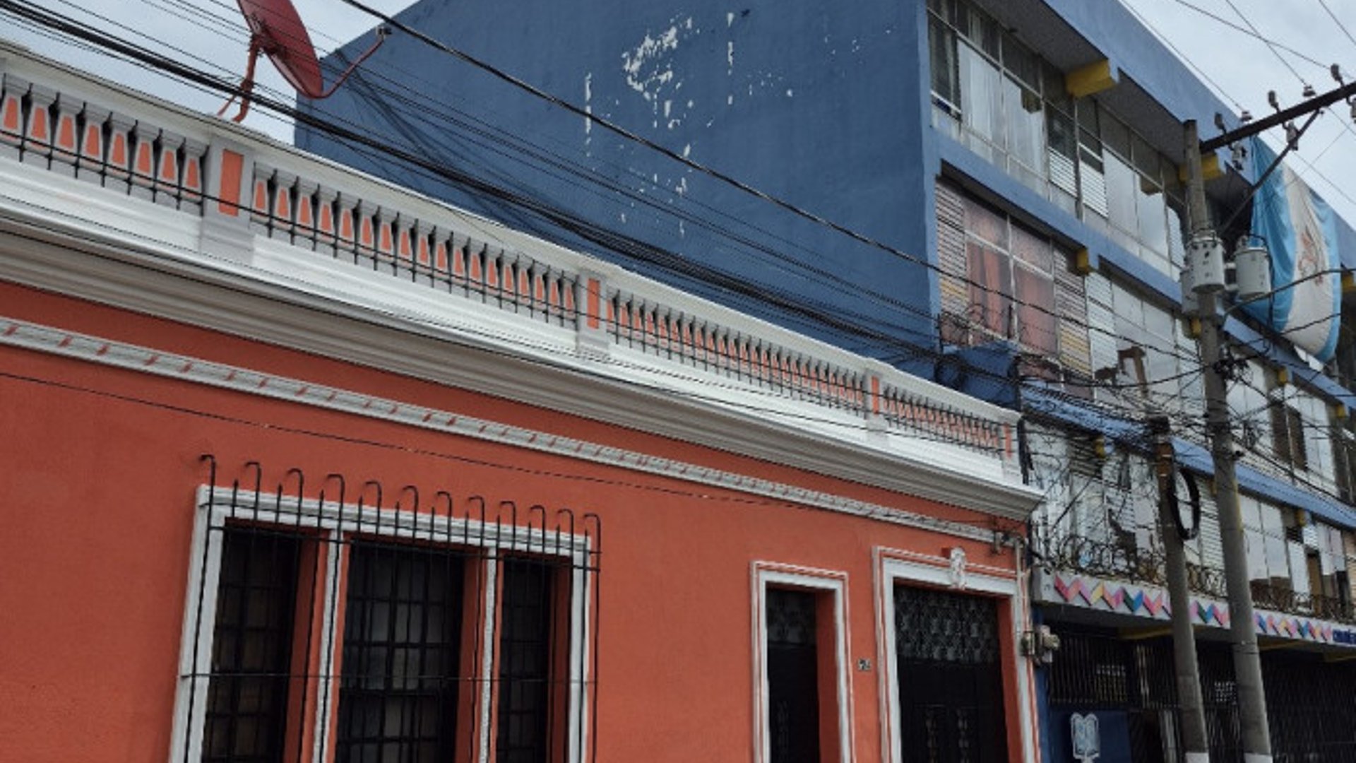 Rento Casa Grande para Oficinas o entidades en zona 2 - Miniatura 19