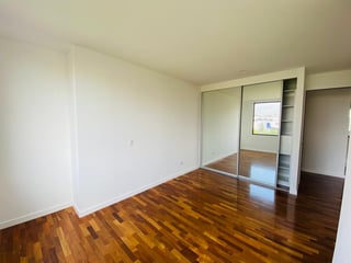 Apartamentos en Renta zona 10 / Lucca - Image 6