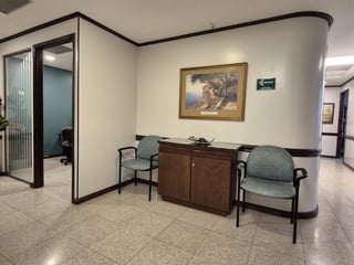 Clínica amplia en Venta en  zona 15 - 2