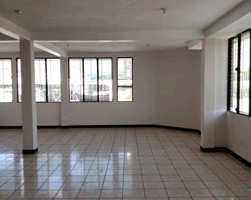 EDIFICIO  EN VENTA – COLONIA LA PALMITA, ZONA 5