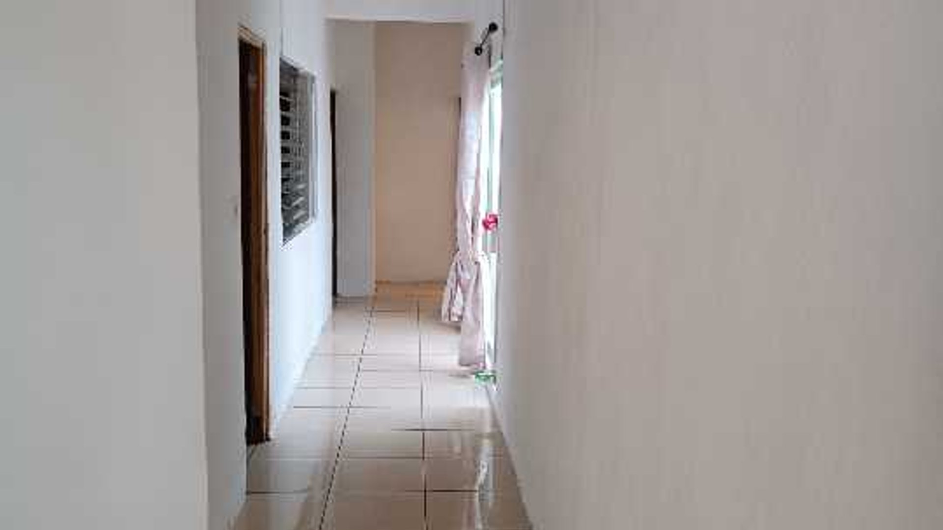 Vendo apartamento Boulevard Sur, San Cristóbal, zona 8 de Mixco - Miniatura 5