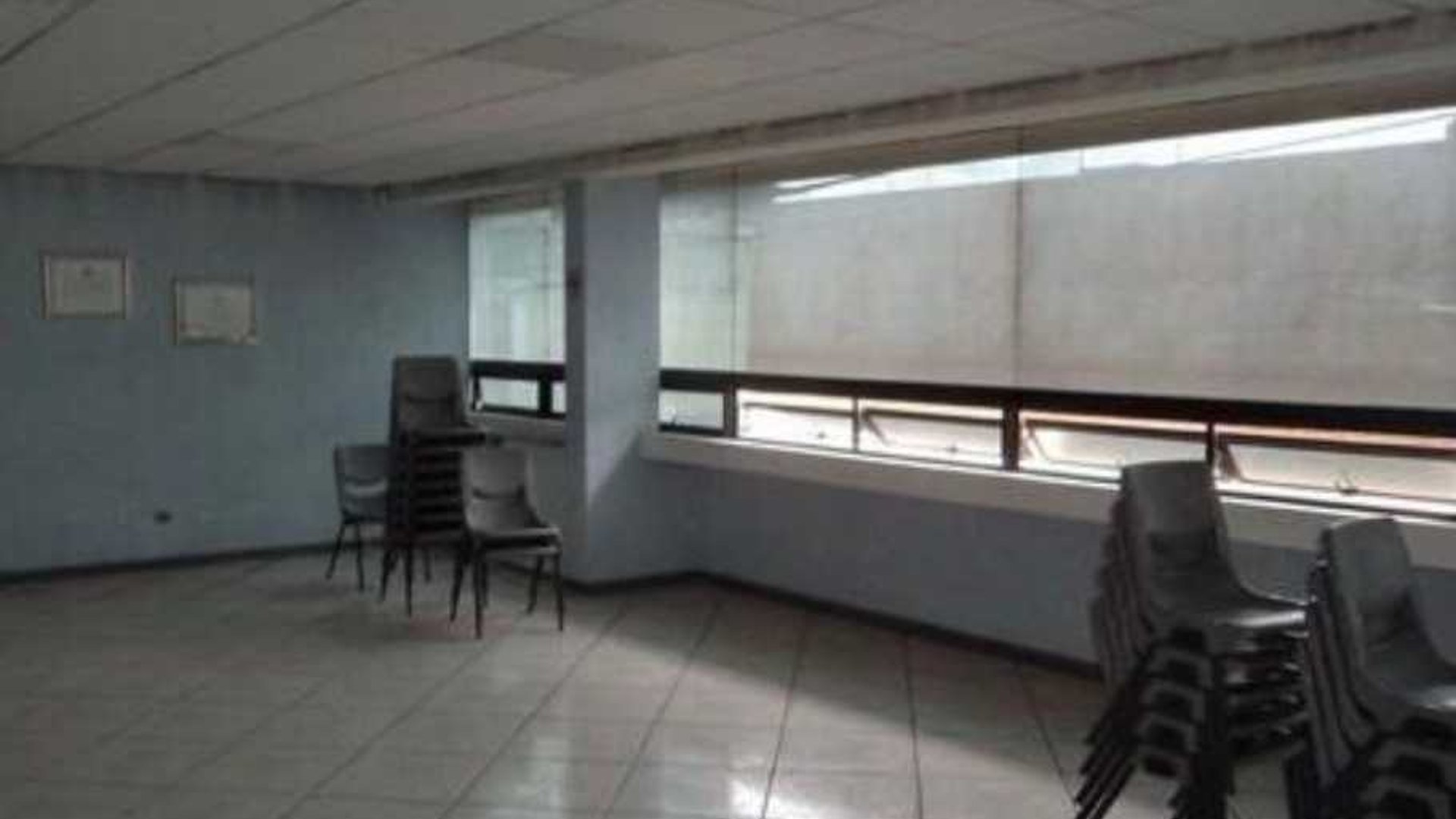EDIFICIO DE CUATRO NIVELES  EN VENTA EN ZONA 5,.Excelente Ubicación . - Miniatura 12