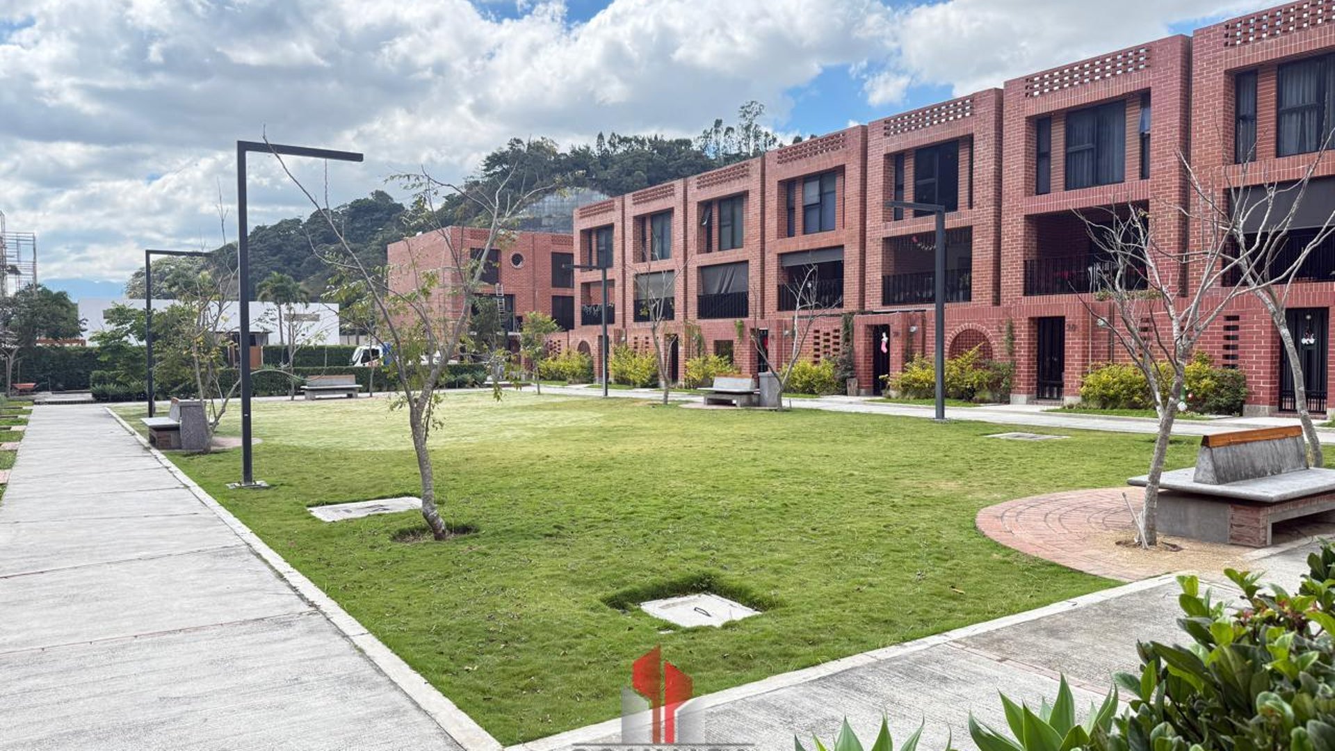 Casa en Renta zona 13 / Iridia Homes - Miniatura 3