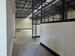 Bodega en Renta en Zona 5 - 3