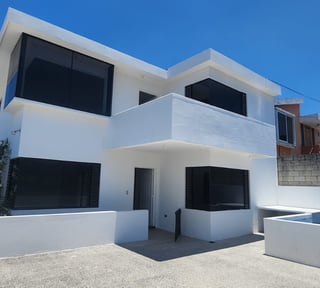 Preciosa Casa En Venta En Pinares San Cristóbal,Zona 8 Mixco