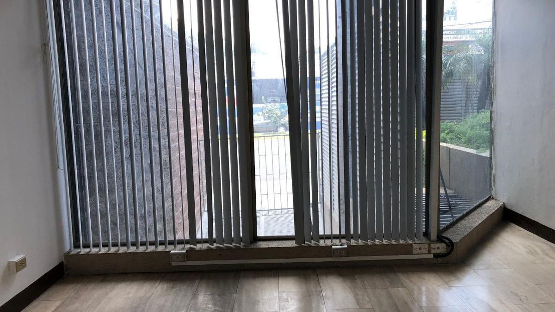 Edificio en ALQUILER en zona 10 - Miniatura 18