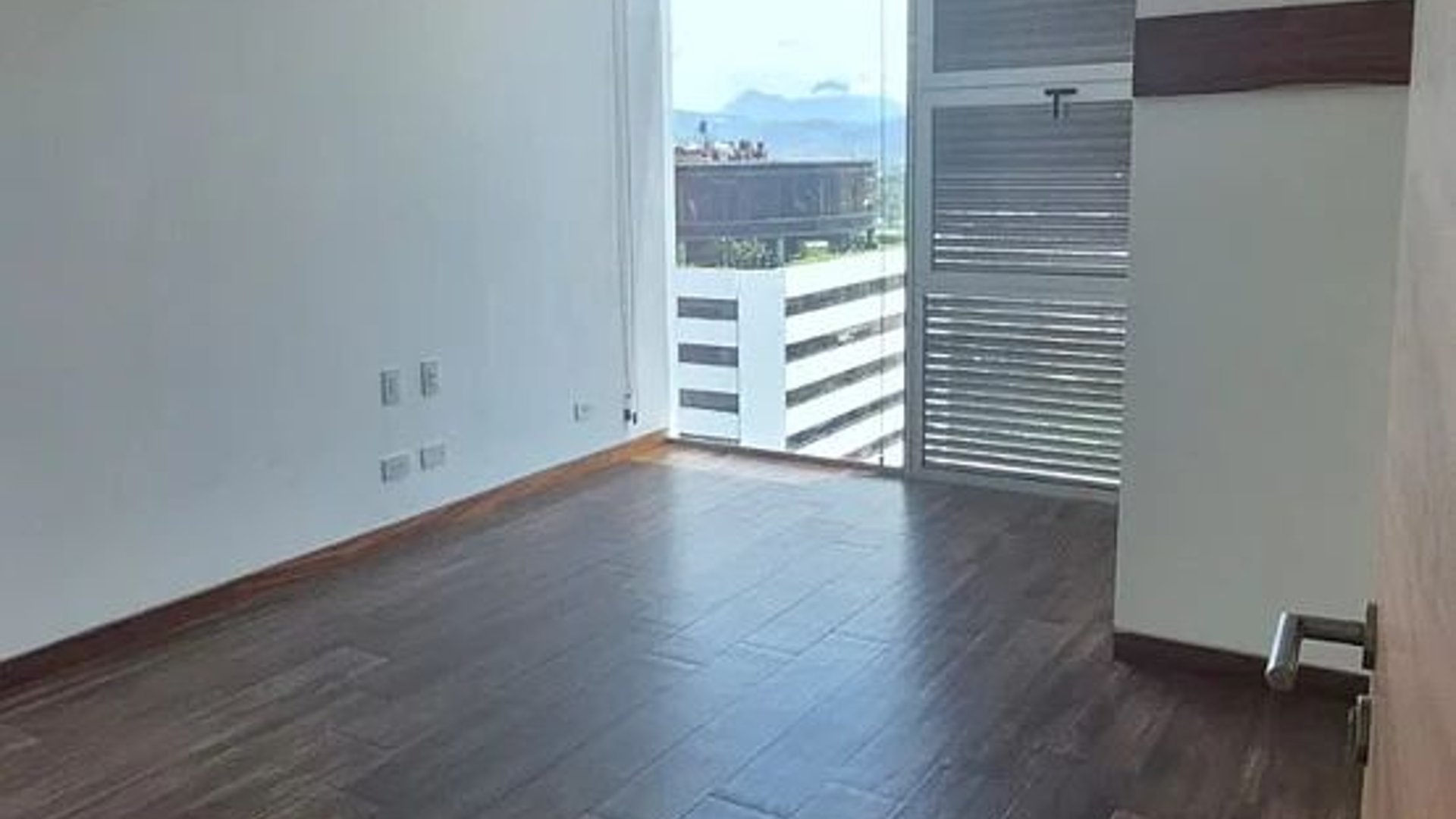 Apartamento en Alquiler – Avia, Zona 10 - Miniatura 6