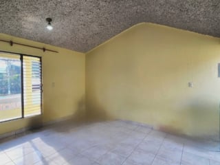 Casa en Venta San Cristóbal con Dos Locales Comerciales - Image 24